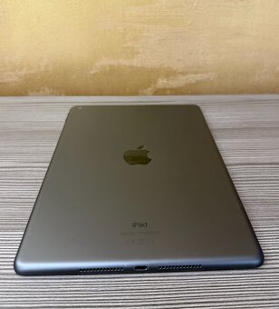 Apple iPad 8 128GB Space Gray, TOP STAV - 7