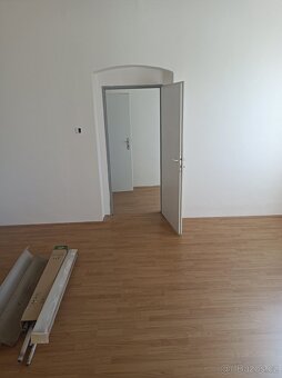 Pronajmu bytové a nebytové prostory - 7