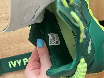 Adidas Nite x Beyonce Ivy Park tmavě zelená - 7