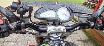 MV Agusta Brutale 989 R - 7