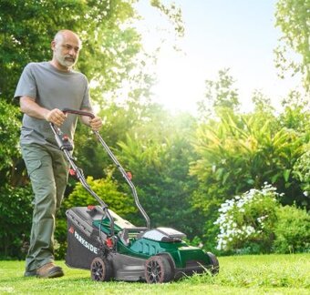 Aku sekačka PRMA V20 Parkside s baterií ah4 a rychlo nabíječ - 7