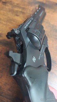 Flobert revolver ATAK ARMS /4,5"/ cal. 6mm - 7