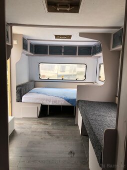 Karavan , Koupelna - 7