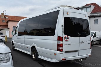 Mercedes Sprinter 519 CDI XXL | V6 | 20+1míst - 7