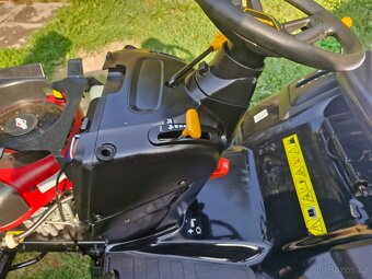 Zahradni traktor Partner P11577RB( Husqvarna) - 7