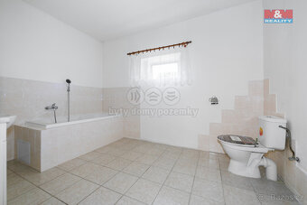 Prodej rodinného domu, 1259 m², Křimov - 7