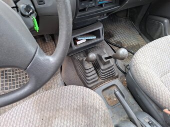Nissan Terrano 4x4 - 7