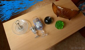 třetích 20fotek Sklo a porcelán různe prodám + 2 těžítka - 7