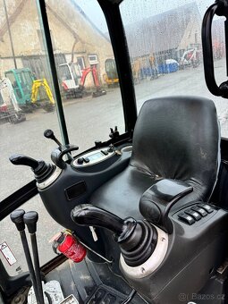 Minibagr JCB 8018 2006 3x lžice po GO - 7