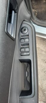 Ford focus C-max 2005 - 7