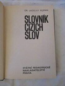 logaritmické tab.,výběr norem,slovník cizích slov. zák. el. - 7