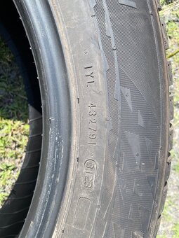 Pneu 225/60 R18 - 7