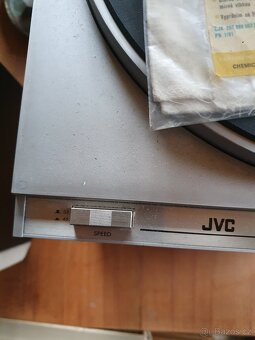 JVC R-S11L stereo receiver / rádio / magnetofon / gramofon - 7