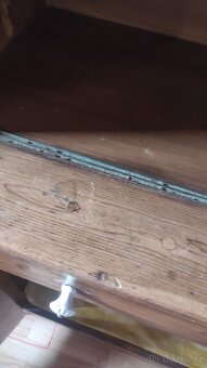 Starý kuchyňský kredenc - 7