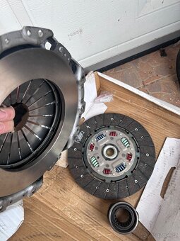 Prodám spojky NISSAN - 7