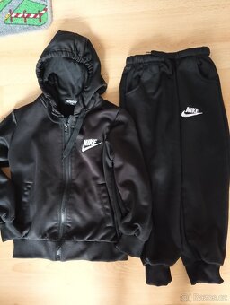 Prodám chlapecké oblečení 47 ks - 7