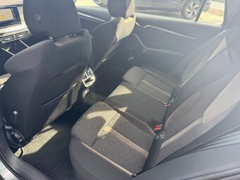 Škoda Octavia IV Scout 2,0TDI 110kW DSG 4x4 VYHŘ.SKLO NAVI - 7