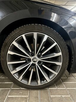 ŠKODA SUPERB 3 L&K 2.0, 140kw TOP výbava - 7
