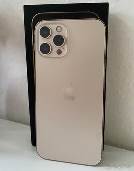 Prodám iPhone 12 pro max 256gb gold - 7