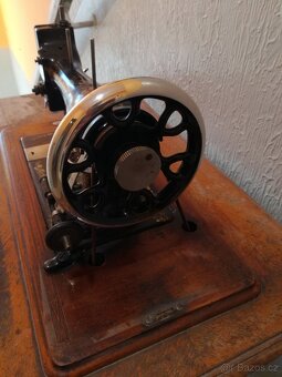 Pfaff šicí stroj - model K z roku 1900 - 7