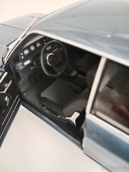 1/18 Minichamps BMW 2002 Tii 1971 - 7