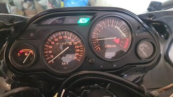 KAWASAKI ZZR 600 - 7