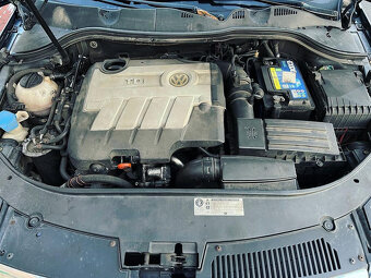 Vůz na náhradní díly VW Passat B6 kombi 2009 CBBB LQT LK7X - 7