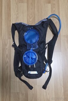 Cyklistický hydro batoh Camelbak ROGUE černý - 7
