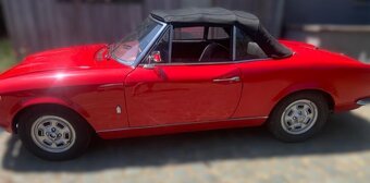 Fiat 124 Spider 1971 - 7