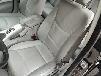 BMW E90 LCI 325i díly z vozu 2009 N53 - 7