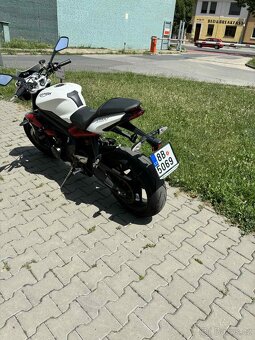 Street Triple 675 R - 7