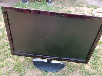 Monitor s bednou - 7