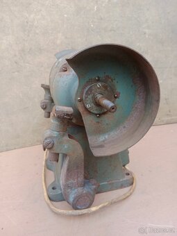 Dvoukotoučová bruska - 7