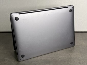 MacBook Pro 13'' 2016 / i5 / 8GB / 256GB SSD / Space Gray - 7