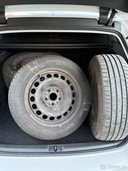 Volkswagen Passat, 2.0TDI 103KW Automat serviska Ojeté, 9/20 - 7