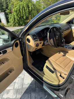Volkswagen Touareg 2.5 TDI – 1. majitel, perfektní stav - 7