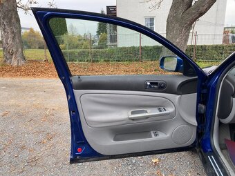 VW Passat 1,6 MPi Výhřev, Nosič, Aut. Klima - 7