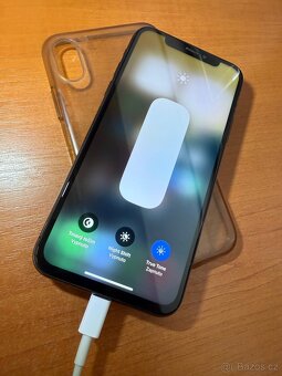 Apple iPhone Xs 64GB - 7