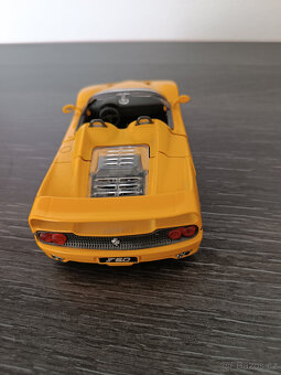 Maisto Ferrari G 50 1/24 - 7
