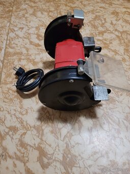 Stolní bruska rychlost = sleva - 7