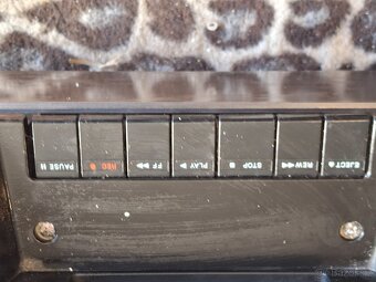 Sony Betamax SL-8000E - 7