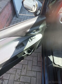 Fiat Punto Evo, 1.4i (benzín) 57kw. Nová STK BEZ KOROZE - 7