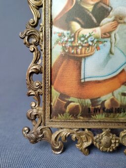 Nádherný obrázek na hedvábí v mosazném ramu (Itálie) - 7