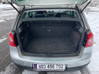 VW Golf V 1.6i 75kW - 7