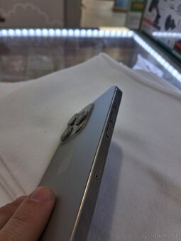 Apple iPhone 15 Pro 128GB - 7