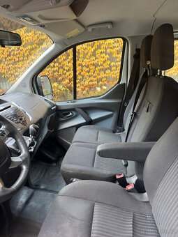 Ford Transit Custom 2.2 TDCi – 6 míst, 2014, tažné 3,1t - 7
