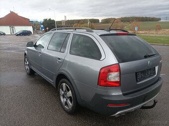Škoda Octavia Scout - 7