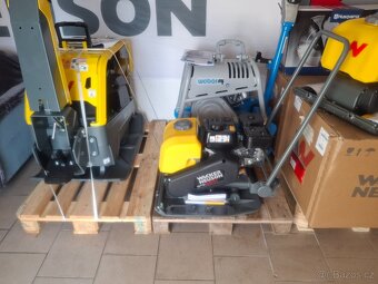 Prodám vibrační desku Wacker Neuson BPS1550Gw - 7