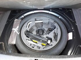Audi A3 8P 2.0TDI 130KW BKD GRF LZ9W r.v. 2004 - 7
