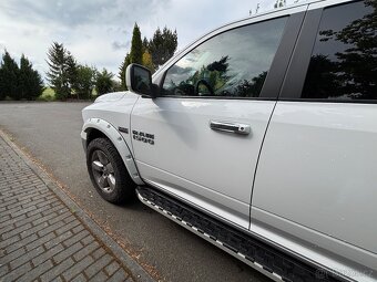 Dodge Ram 1500 92 000km 5.7 V8 - 7